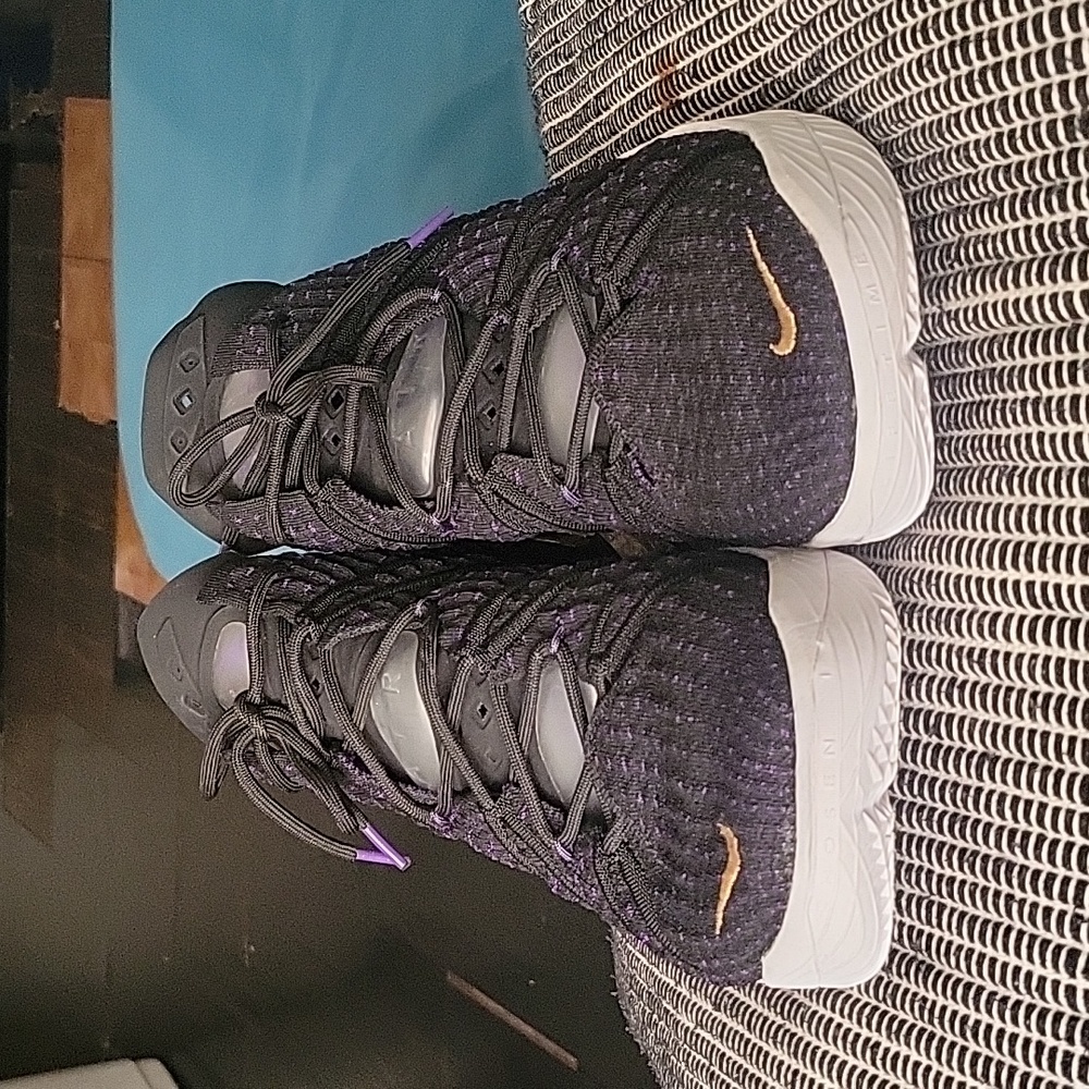 Nike Lebron 18 Lakers Basketball Sneakers, Size 15, used, Black/ Purple - Picture 2 of 4